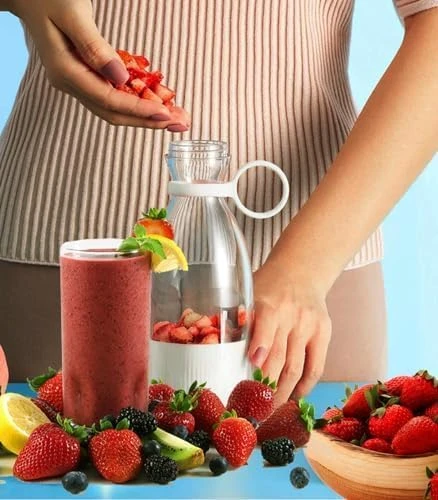 Mini Portable Juicer – 420ml Bottle-Shaped Blender for Fresh Blends On-the-Go