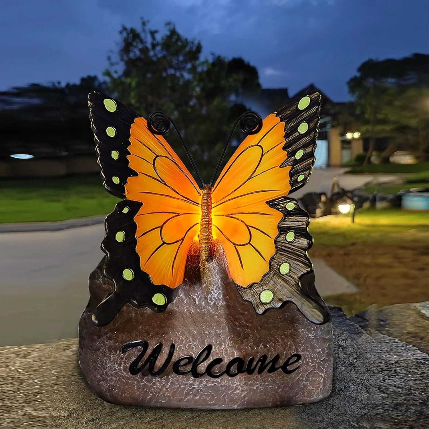 Solar Light-Up Butterfly Statue for Garden Decoration