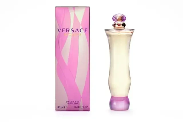 A Bold yet Graceful Scent Versace Woman EDP